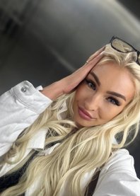 🥇